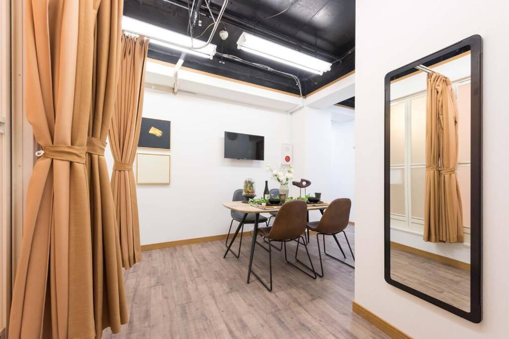 Tora Hotel Tokyo-Rikugienn 寅ホテル 六義園 A Ngoại thất bức ảnh